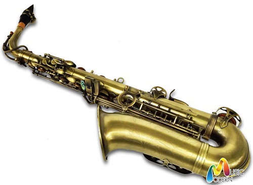 Overtone Alto Saxophone รุ่น vintage OSA-301 อัลโตแซกโซโฟน ยี่ห้อ โอเว่อร์โทน รุ่น OSA-301